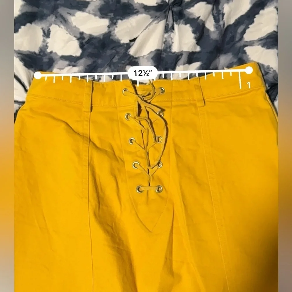 FOREVER 21 mini skirt